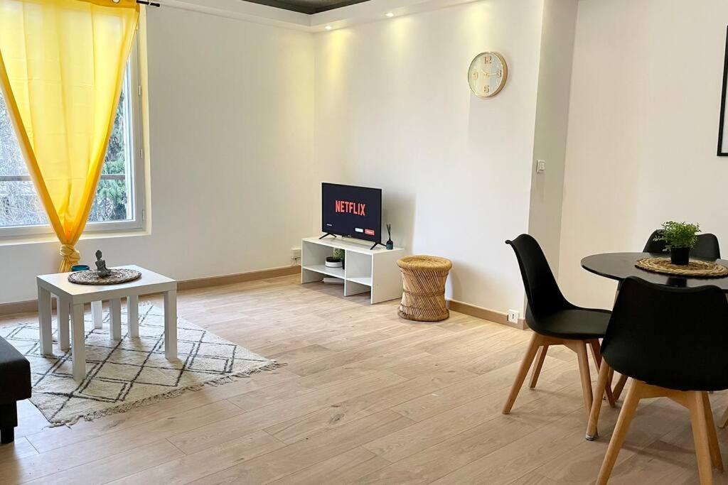Le Royal Cosy - Spacieux T2 - Proche Chantilly, Paris & Asterix Nogent-sur-Oise Esterno foto